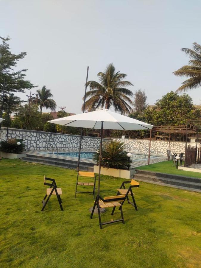 Glass House With Pvt Pool By Miracle Resort & Villa 罗纳瓦拉 外观 照片