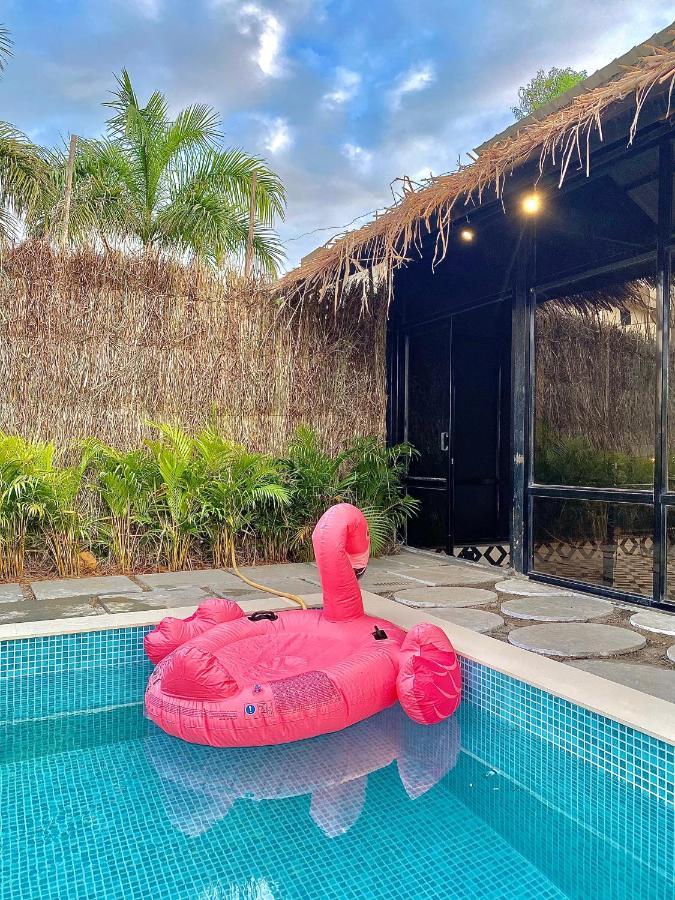 Glass House With Pvt Pool By Miracle Resort & Villa 罗纳瓦拉 外观 照片