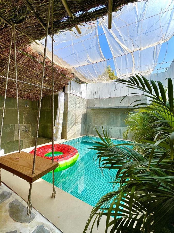 Glass House With Pvt Pool By Miracle Resort & Villa 罗纳瓦拉 外观 照片