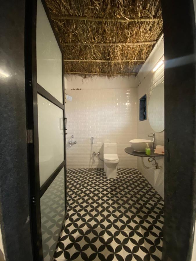 Glass House With Pvt Pool By Miracle Resort & Villa 罗纳瓦拉 外观 照片
